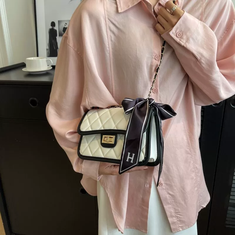 Плечевая сумка‑петля стёганая «ромб», в стиле Chanel, цепочная ручка, 25×8×18 см