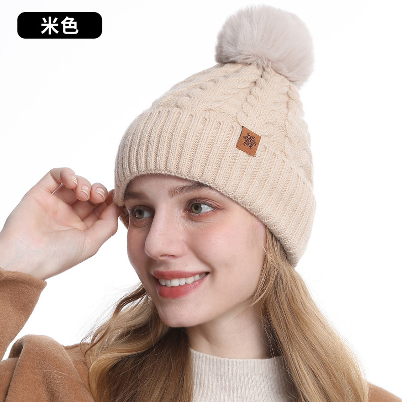 アマゾンニット帽女性冬保温サイクリング耳保護毛糸ニット帽子マフラー手袋3点セット|undefined