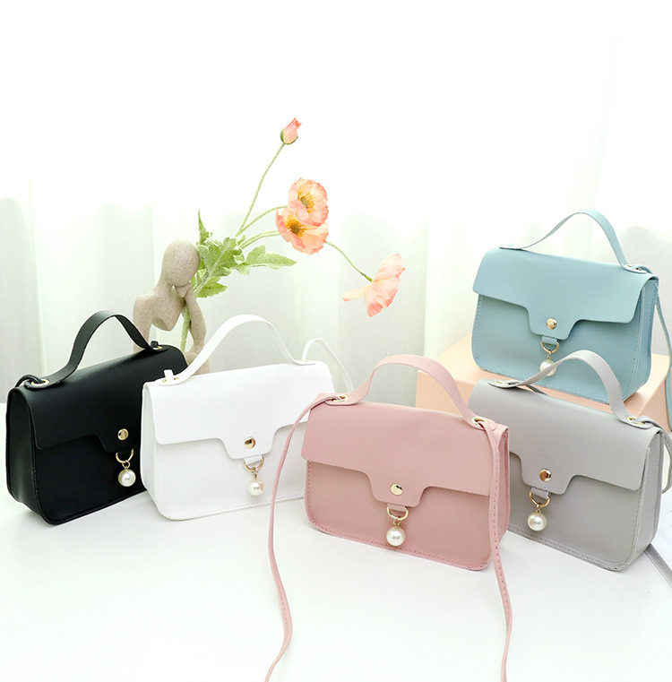 92g Weight Flip Cover Closure Type Single Shoulder Strap Strap Type Handbag Bags Type Daily Occasion Pu Leather Material Waterproof Function Women's Backpack Backpack Solid Color Pattern All Seasons Season Women'S Gender Lock clasp Design Fashion Style Square Shape Sewing Craft Small Size Women's Small All Seasons Pu Leather Fashion Handbag 3