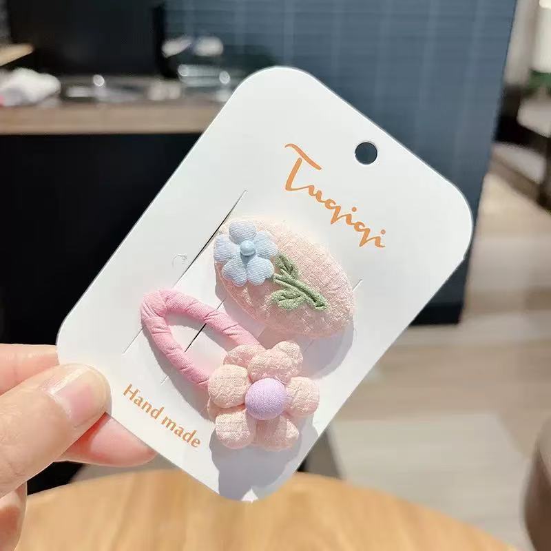 子供用ヘアピン、フラワーストロベリーBBクリップ、女の子用前髪サイドクリップ、ヘアピン、ベビーファブリックヘアアクセサリー、フラワーヘアピン|undefined