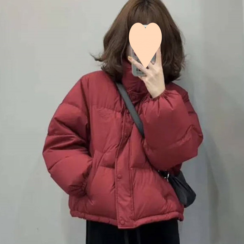 白鸭绒轻薄红色短款羽绒服女2024冬季小个子显高时尚面包服短外套