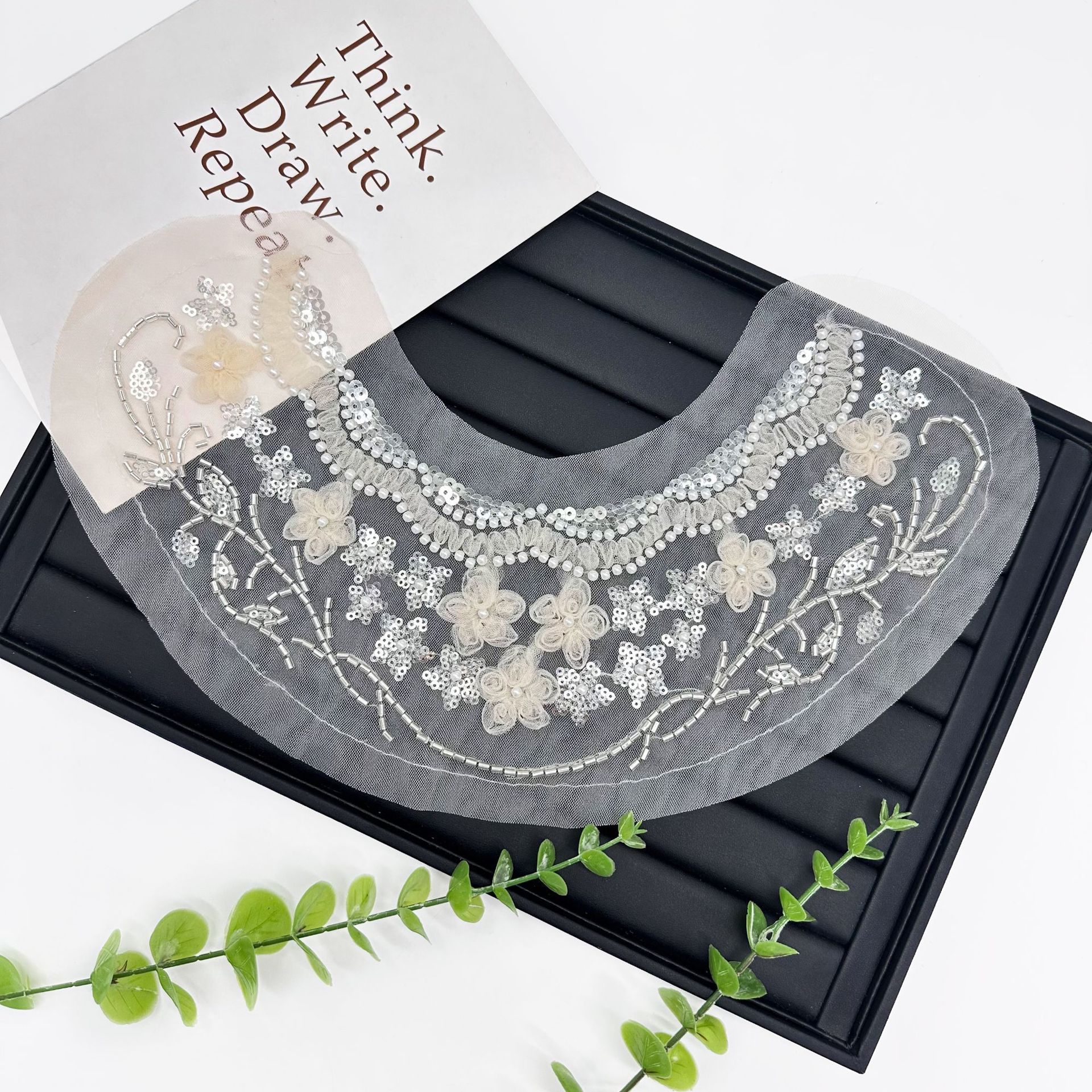 Nuevo bordado encaje esquinilla cuentas de clavos delanteras collar vestido decoración decoración decal de pecho transfronteriza