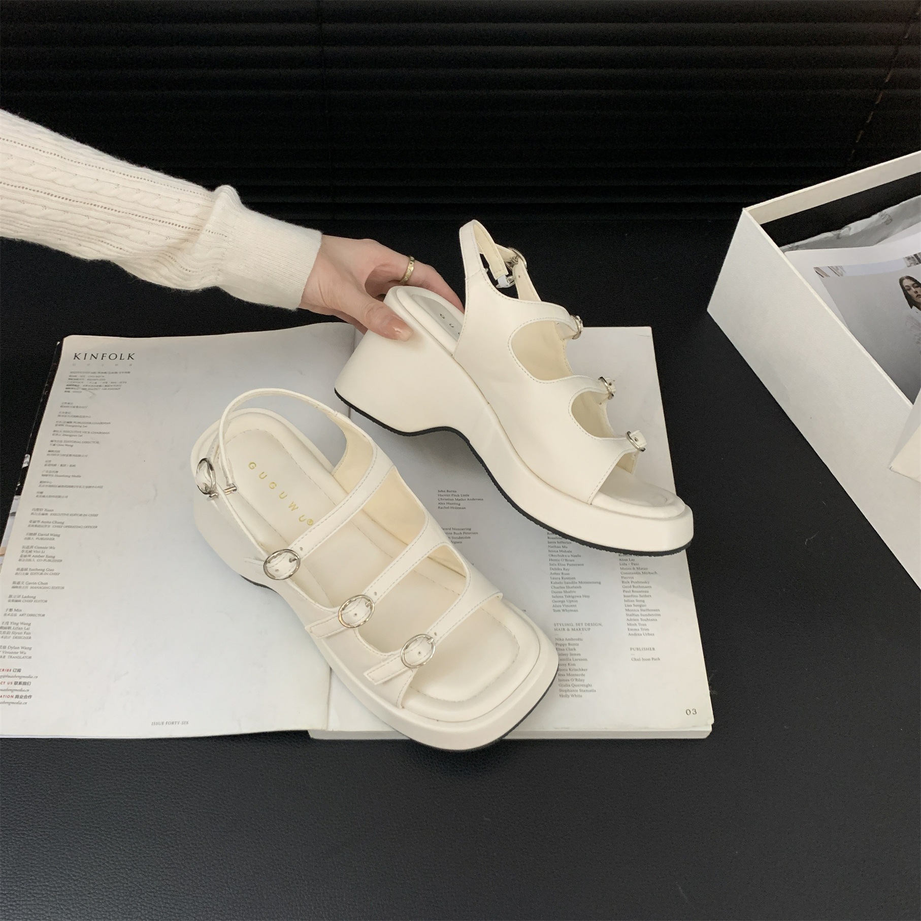 Platform Sandals For Women With High Heel And Buckle Strap_voghion.com