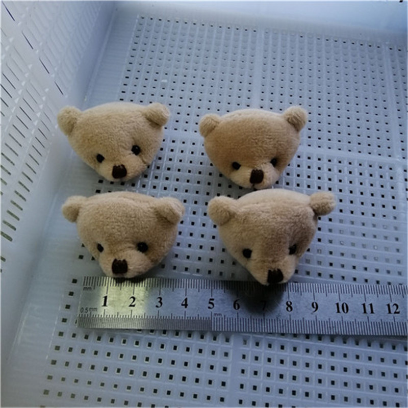 Cabeza de oso pardo de 4cm