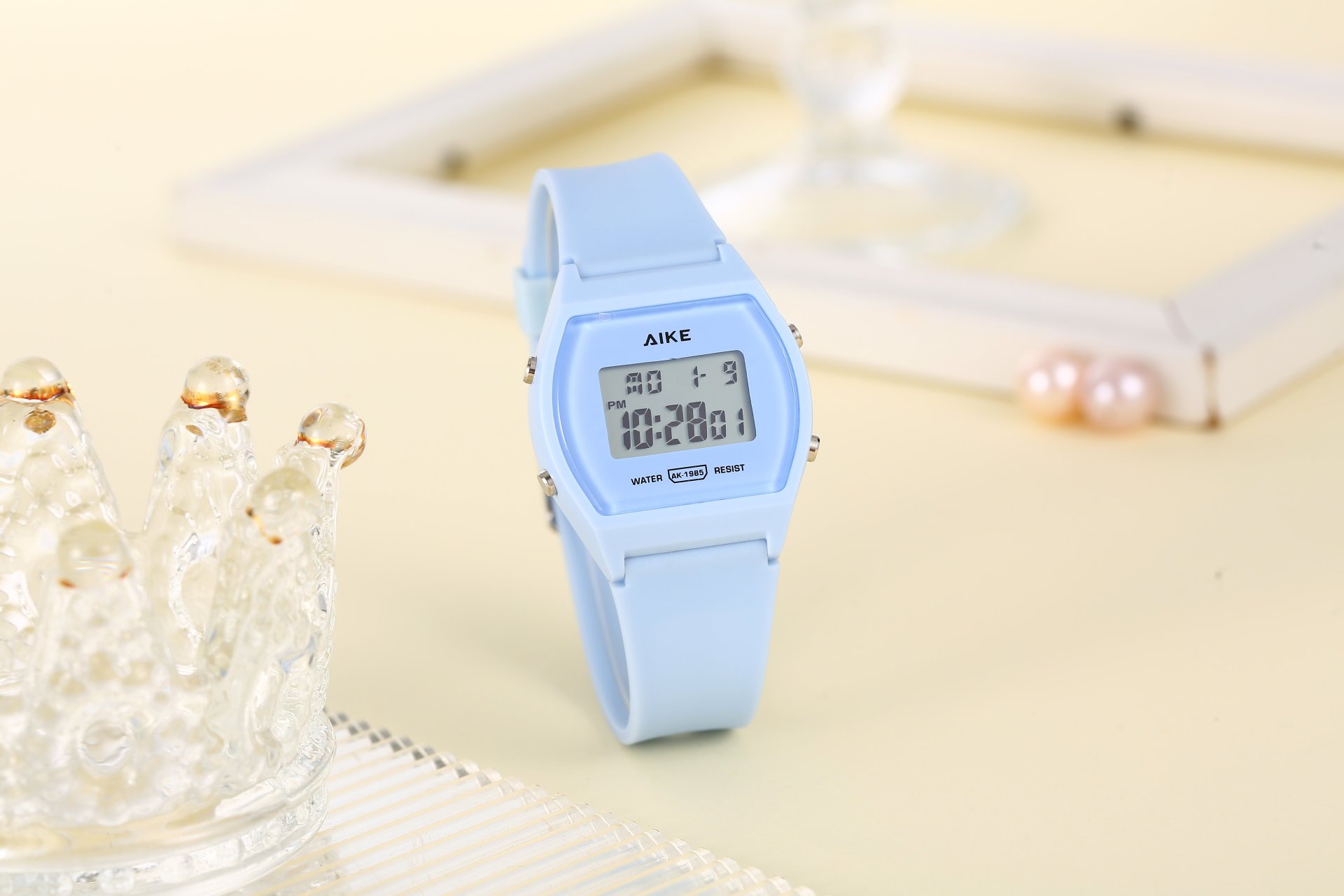 Moda nuevo reloj electrónico cuadrado simple multicolor para hombres y mujeres estudiantes de secundaria reloj multifuncional fábrica directa