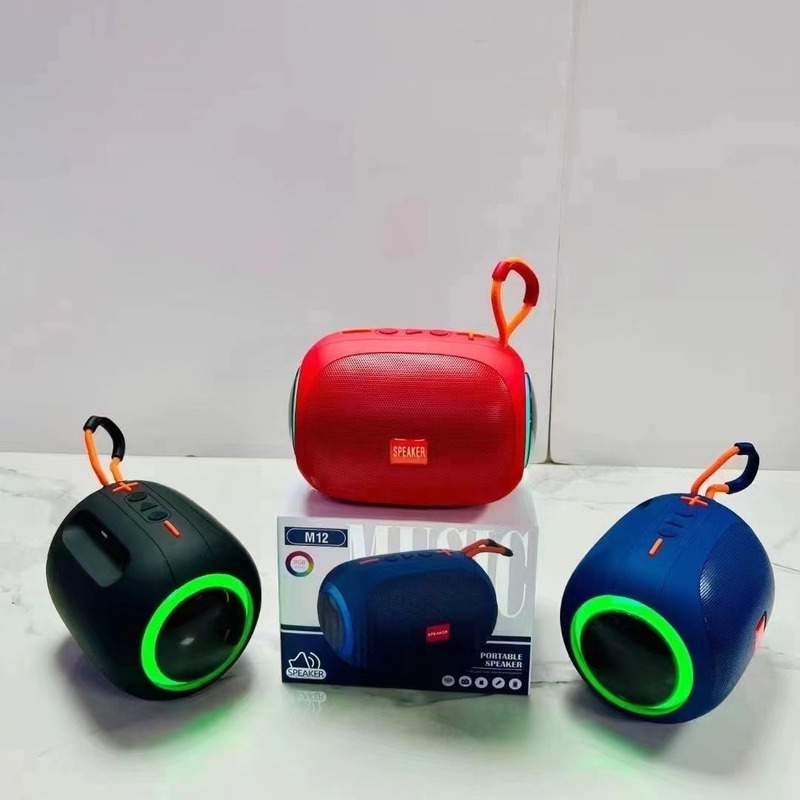 クロスボーダー新しい M12 ポータブル Bluetooth スピーカーポータブルワイヤレス屋外ポータブルカードサウンドダイヤフラムカラーライト付き|undefined