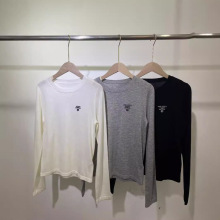 2025秋冬新款女士圆领修身百搭羊毛毛衣