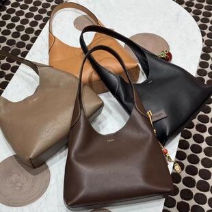 ޢc��2025�¿�����ְ�������Ҹ�°��͹Űٴ�����μ�����Ů��