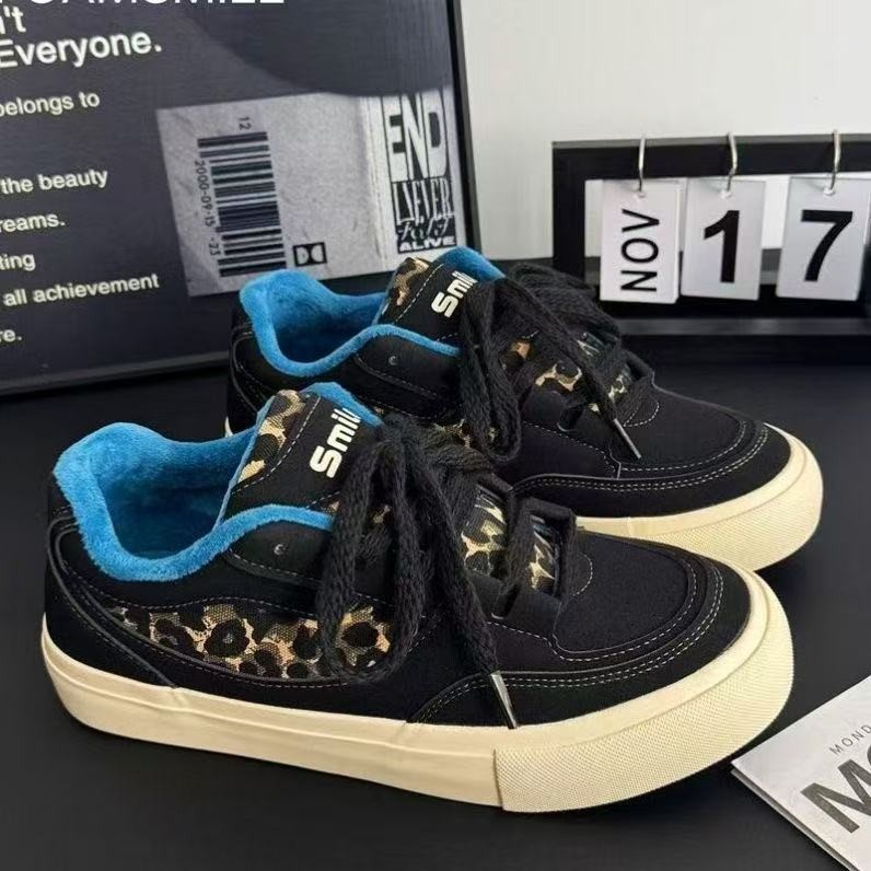 Xiaozhonghonggang primavera de 2026 nuevo skate retro universal zapatos deportivos casuales para estudiantes para hombres