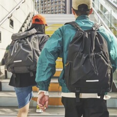 バックパック ナイロン 韓国風 巾着 スポーツ トラベルバッグ シンプル 無地 ポータブル トラベル テニスバッグ 通気性 軽量