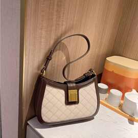 新品感法棍腋下包包女新款法国小众新品单肩斜挎包潮图片白棕