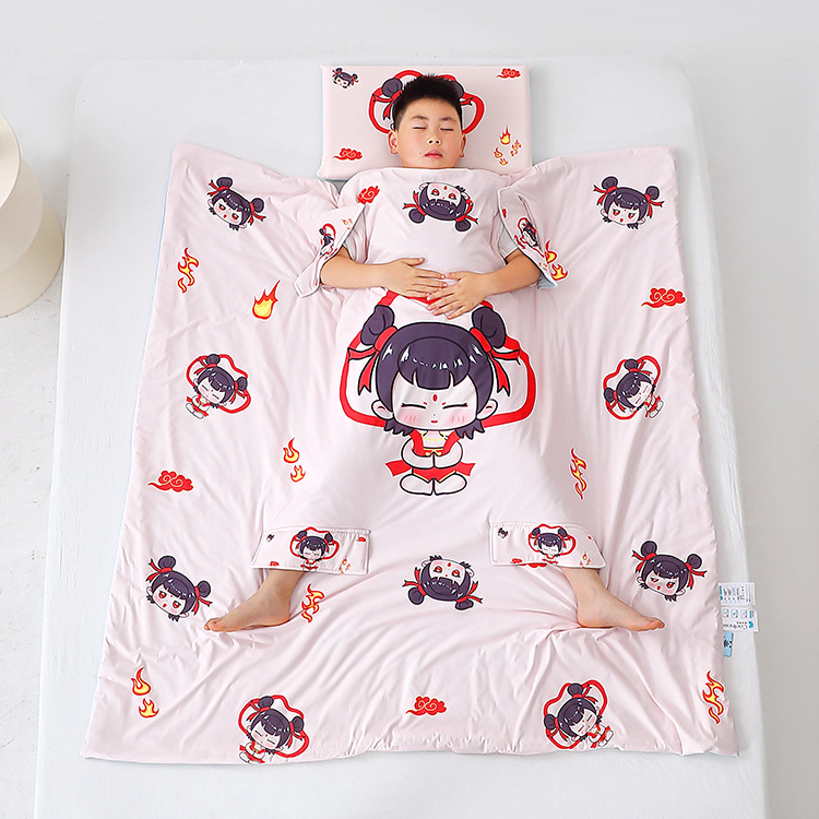 New Children's Cartoon Large Version Class a Small Cooling Silk Anti-Kick Kindergarten Baby Cooling Silk Air Conditioning Belly Protection Quilt