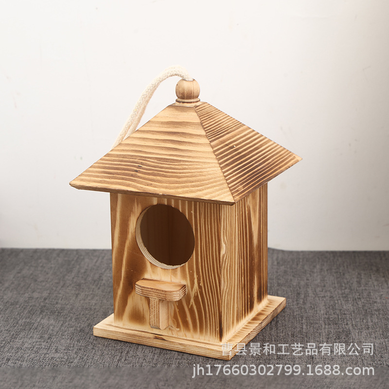 现货新款木质鸟窝喂鸟器户外鸟屋鸟巢装饰烧色田园实木可悬挂鸟笼|undefined