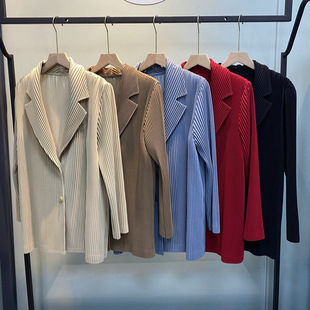 ��լ����Ů�b�߶ˌ���ͬ�����b����Ů�߼����ް�ˇ�gͨ�ښ��|����