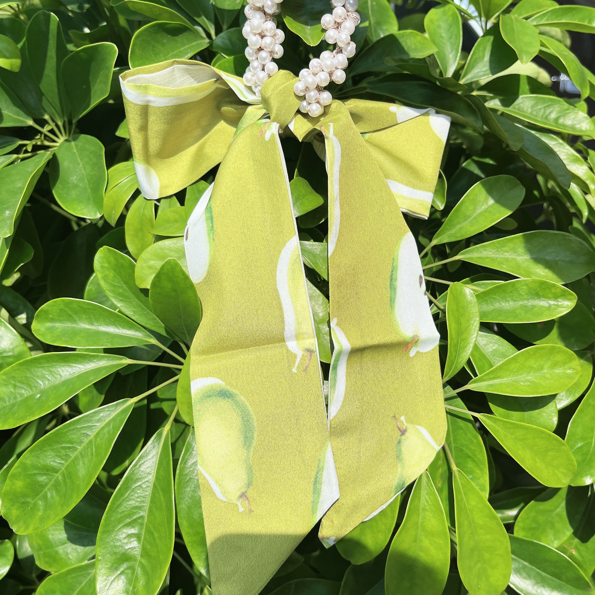 Banda de pelo de bufanda de seda para mujer corbata de pelo fino de verano de perlas cinta de arco Hada cuerda de pelo de todo fósforo estilo coreano accesorios para el cabello al por mayor