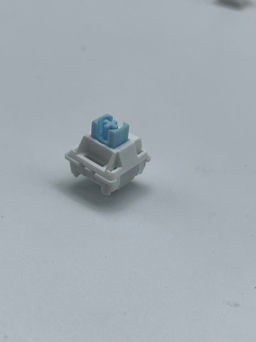 Ataque de tiburón en caliente enchufable teclado mecánico 5 pin cuerpo de eje lineal Mahjong eje de sonido marino