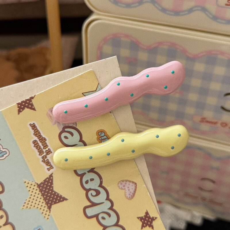 Korean-style high-end cream pink three-dimensional wavy hair clip, fashionable and versatile, girly style bangs hairpin, hair accessory wholesale Korean-style high-end cream pink three-dimensional wavy hair clip, fashionable and versatile, girly style bangs hairpin, hair accessory wholesale