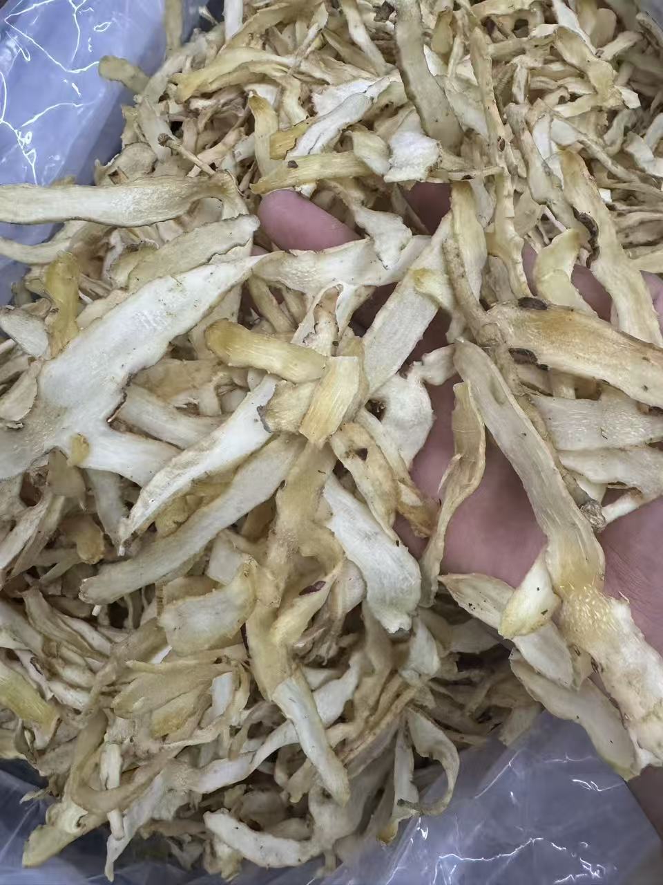 Yu Zhu Dried Polygonatum Slices 1000g Hunan Solomons Seal Root for Soup and Tea in use
