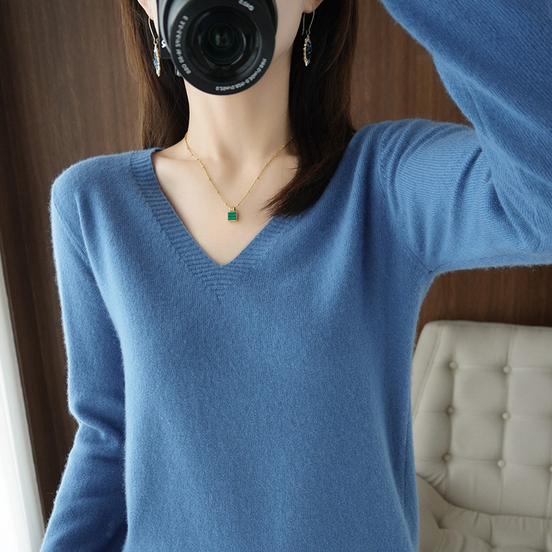 2025 Autumn/Winter New V-Neck Loose Knit Sweater for Women, Versatile Solid Color Long Sleeve Thin Fashionable Top
