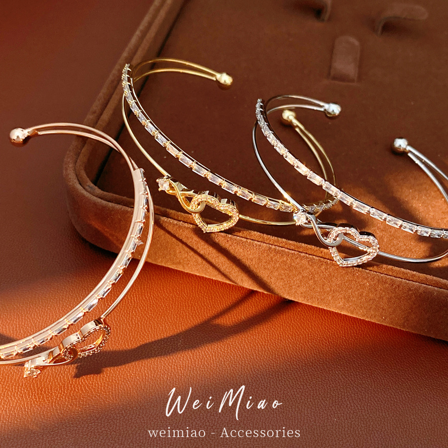 Zheng Zheng Shi amor pulsera de doble capa abierta pulsera de moda coreana exquisita pulsera versátil alta sensación de lujo ligero joyería al por mayor