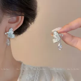 耳钉;耳扣;耳环