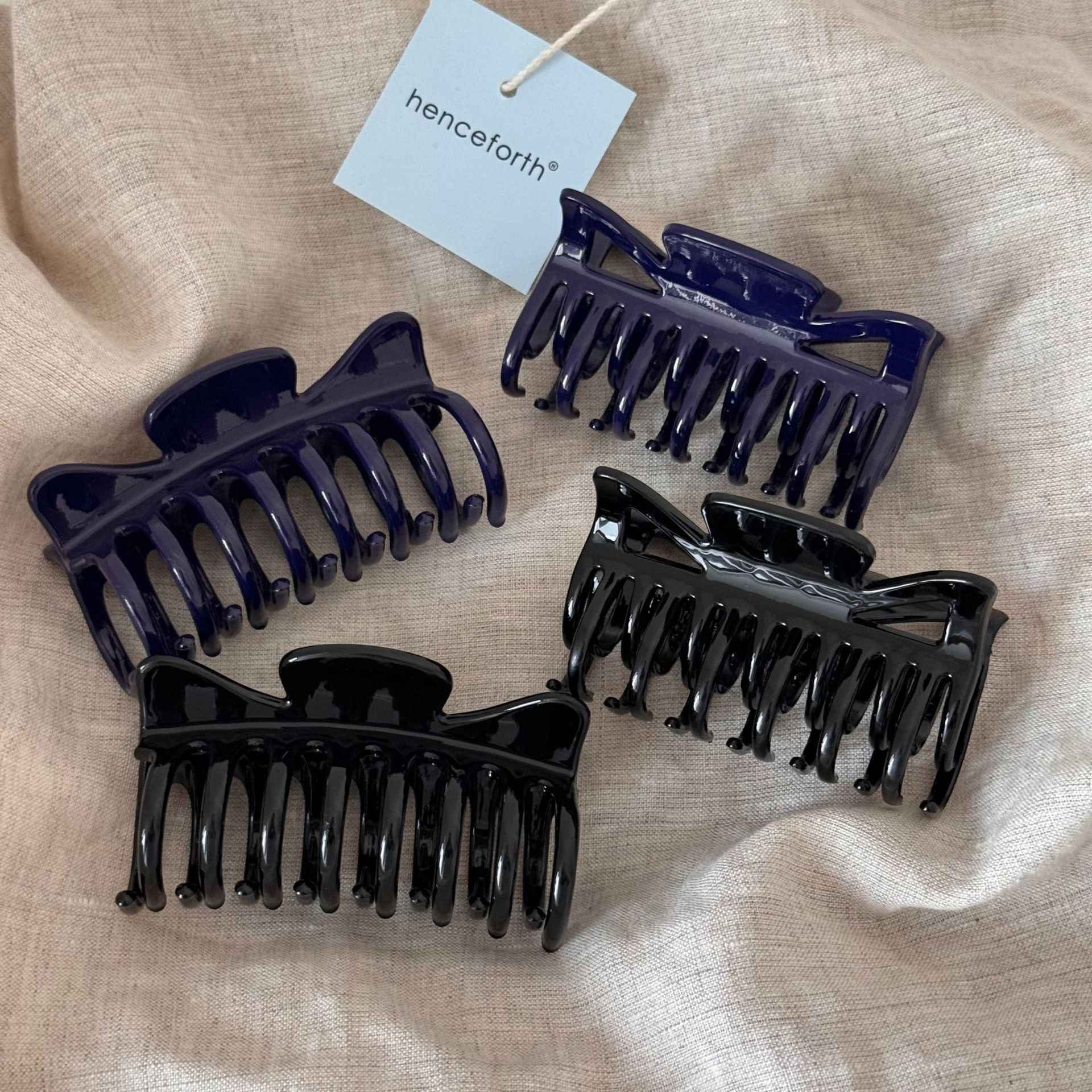 Friends Rachel's Same Style Sapphire Blue Double-Toothed Hair Clip for Women with Elegant Hair on the Back of the Head, Small and Medium-Sized Shark Clip