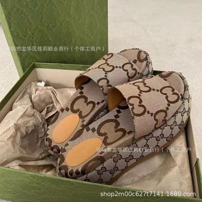 G embroidered thick-soled slippers women's 2024 summer new heightening one-word foreign trade export factory a generation of hair G embroidered thick-soled slippers women's 2024 summer new heightening one-word foreign trade export factory a generation of hair