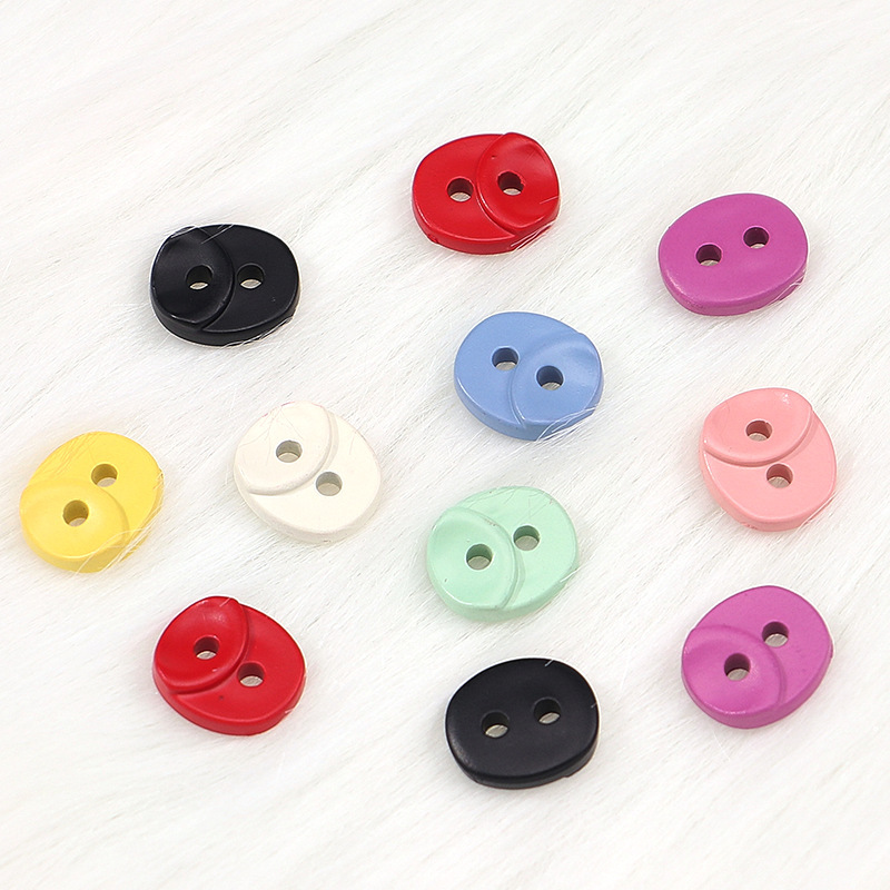 Candy-Colored Spray-Painted Two-Eye Pig Nose Shaped Buttons for Children's Clothing Shirts and Cardigans, Simple and Versatile Decorative Buttons