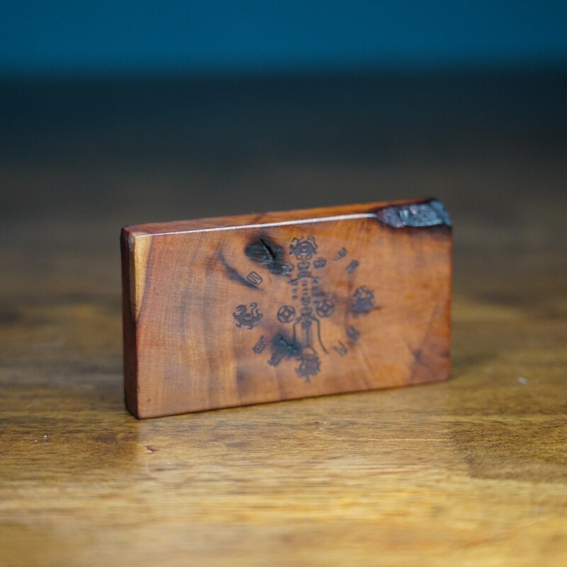 天然雷撃棗木山海鎮一体精彫玄関飾り手彫り木彫道教用品|undefined