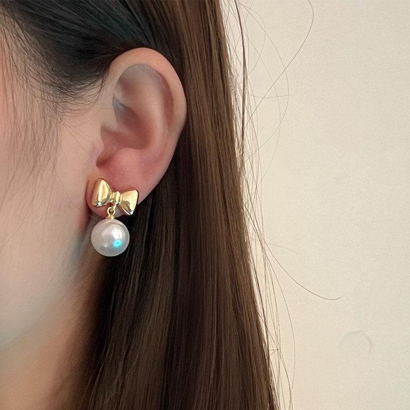 Pendientes de metal de alta gama, diseño minimalista y moderno, para mujer 2024, suministro al por mayor