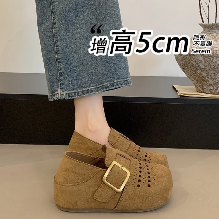 Agujero hueco de fondo grueso todo incluido Bocken zapatos para mujeres verano 2026 nuevo casual versátil Lefour zapatos de un solo pie