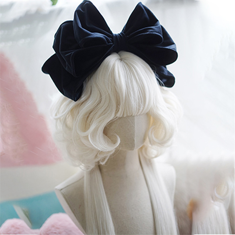 Parrucca sintetica Girl Lolita con medusa riccia bianco latte personalizzata con capelli lunghi dolci e set completo di testa_voghion.com