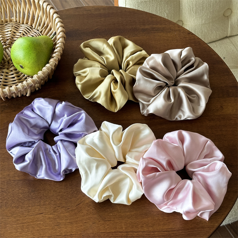 29g Weight Hair Tie Hair Accessories Type 1 Piece Quantity Casual, Holiday, Street Occasion satin Material Solid Color Pattern All Seasons Season Women's Gender Elegant, Lady, Advanced Sense Style Elegant Lady Advanced Sense Women's Solid Color Satin Hair Tie 3