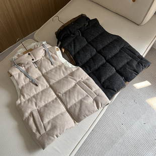 2024 Winter New Knitted Stitching Hooded Thickened Short White Goose Down Vest Women's Down Jacket Vest