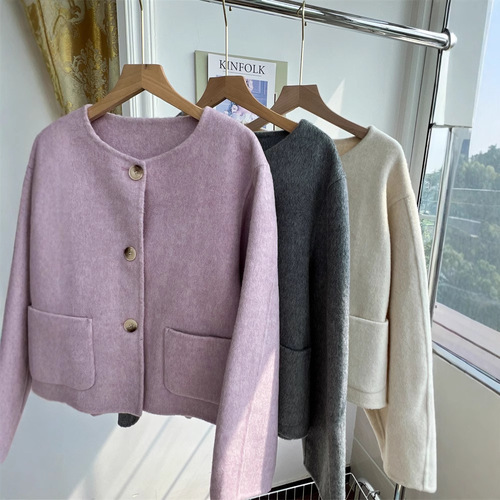 Supply of women's casual loose short cut herringbone wool overcoat Korean style autumn winter double faced wool coat
