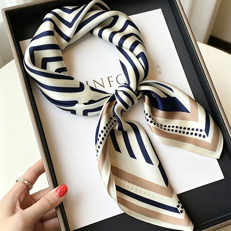Suzhou and Hangzhou Silk Women's Mulberry Silk Scarf Retro Joker High-end 70cm Small Square Scarf Spring and Autumn Scarf Wholesale