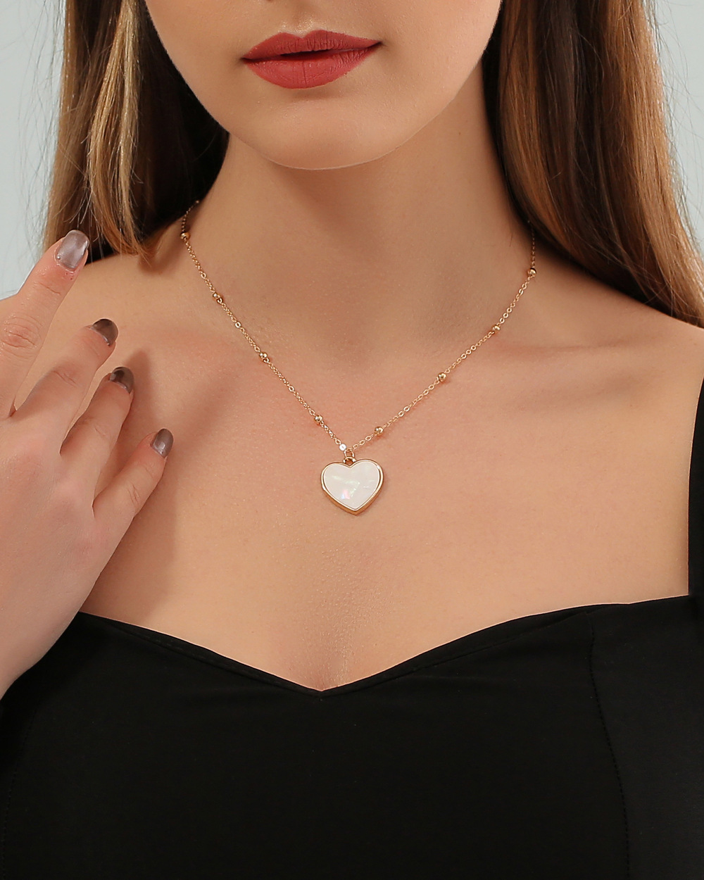 Fashion white heart-shape alloy necklace wholesale