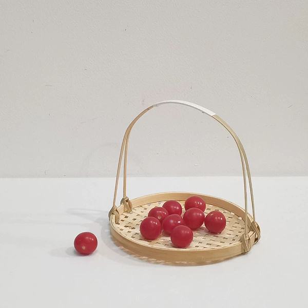 Hand basket 18×18