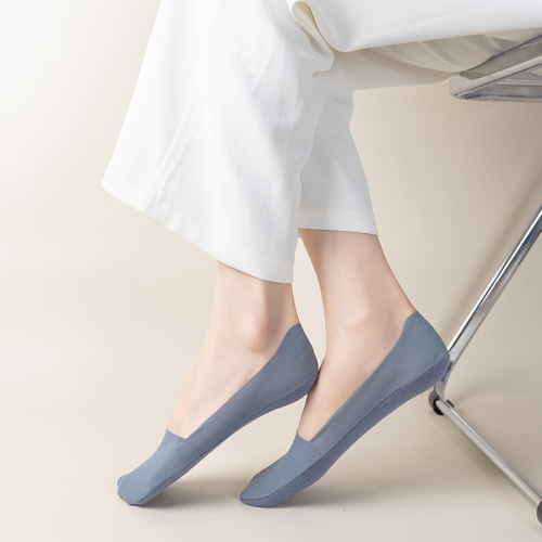 New style women's socks, casual and comfortable, shallow mouth silicone anti-slip, towel bottom breathable and sweat-absorbent, invisible socks 