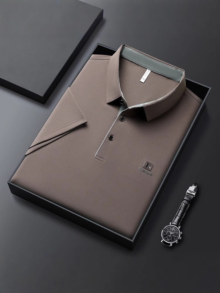 Summer men's T-shirt for leisure