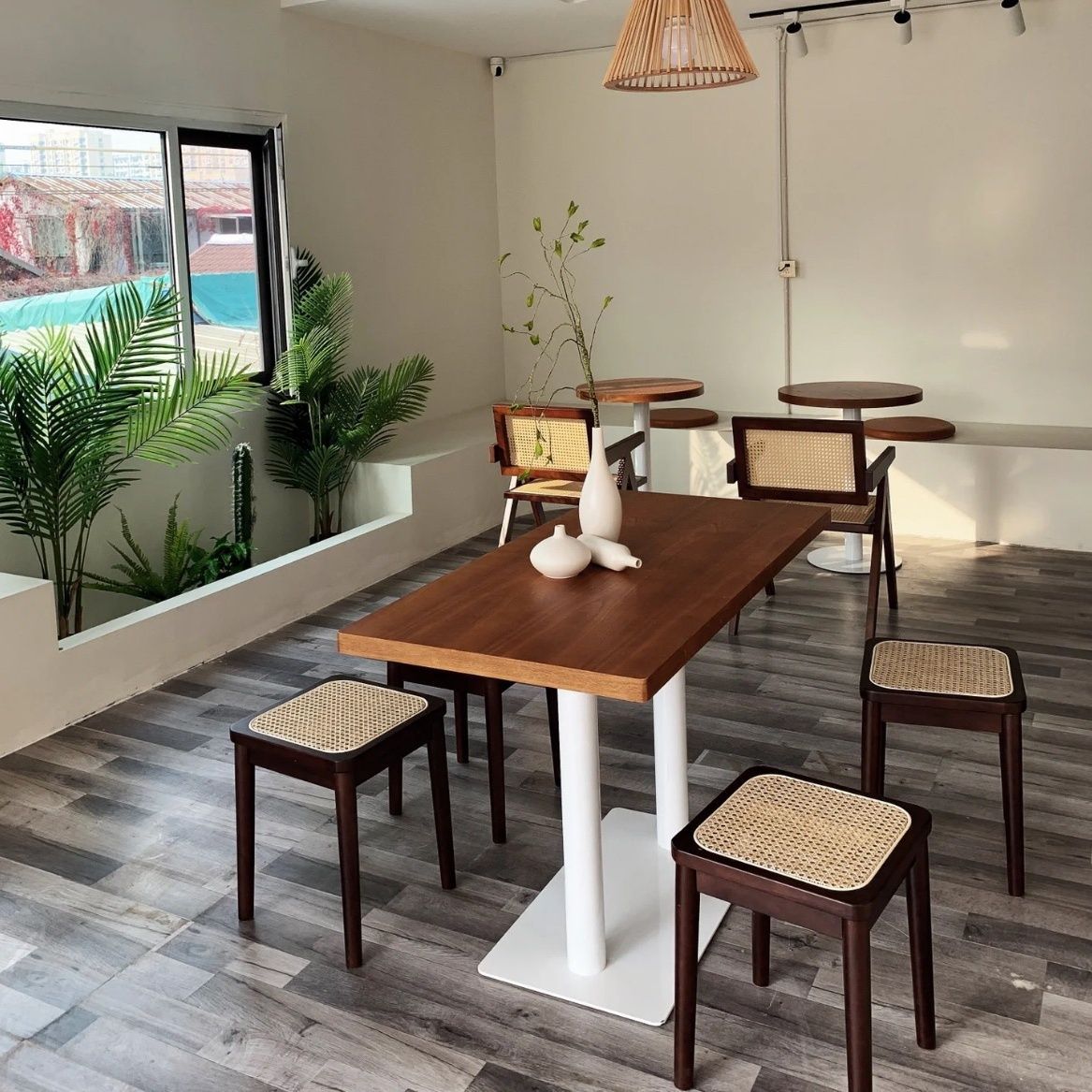 Solid Wood Rattan Stool, Antique Style, Retro Home, Stackable Log Square Stool, Restaurant Spare Stool, Makeup Dressing Stool