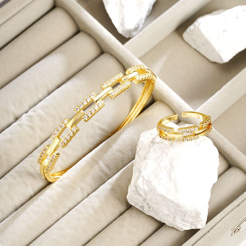 Brazalete de oro de arena de Vietnam 18k de estilo europeo y americano incrustado anillo de cadena de zircon para mujeres lujosas joyas de mano de alta calidad