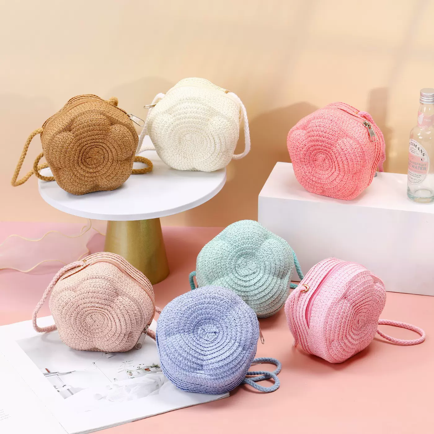 夏日海边沙滩草编编织包女2025新款高级感花朵草包儿童零钱斜挎包