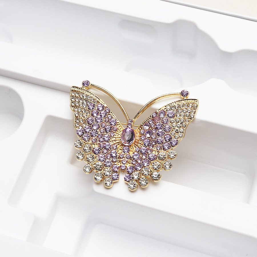 Squisita spilla a farfalla con strass per donna gioiello moda_voghion.com