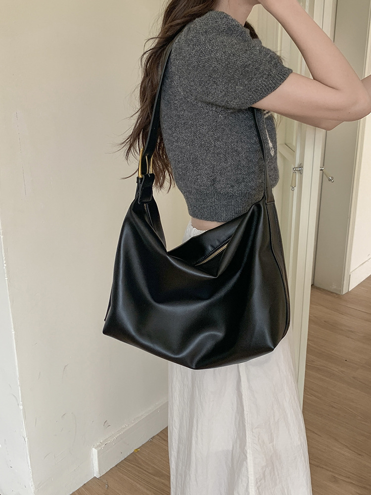 Korean Versatile Soft Collapse and Minimalist Style Single Shoulder Big 2024 New Women's Large Capacity Crossbody Bag_voghion.com