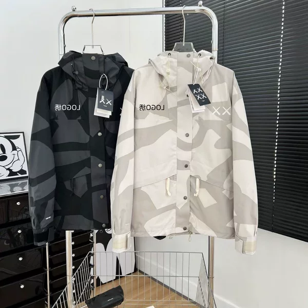Hot-selling new product for spring and autumn: waterproof 1986 camouflage jacket, three-proof outdoor mountaineering clothing, autumn and winter jacket for men and women