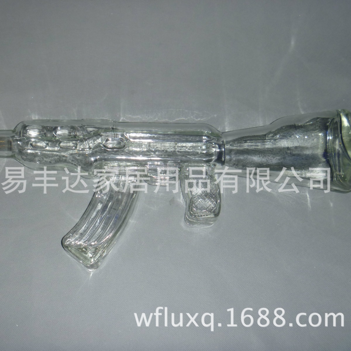 厂家直供 个性创意800ml玻璃酒瓶 AK47手枪形酒瓶密封创意酒