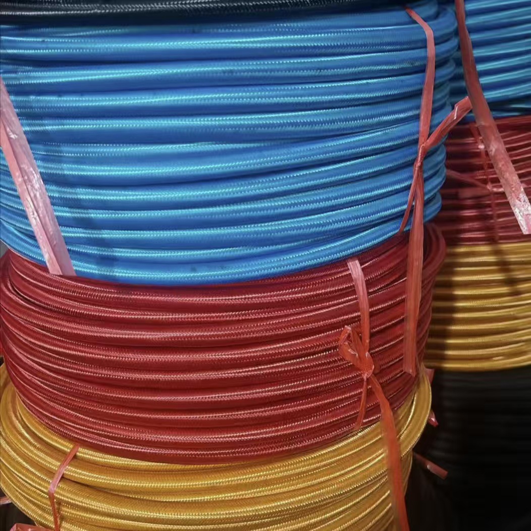 High-Pressure Outer Braided Rubber Oil Hose, Hydraulic Oil Hose, Industrial Machinery Oil Pipe, Oil-Resistant, High-Temperature Resistant, Aging-Resistant Hose