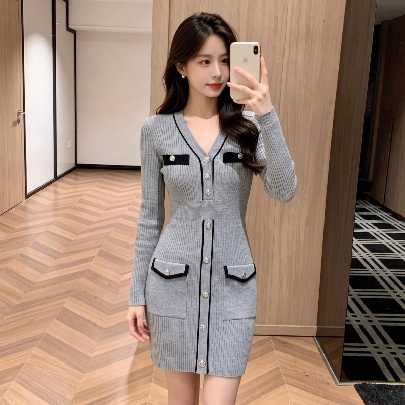 Korean-style elegant lady Balmain Hong Kong-style petite knitted sweater dress for autumn and winter, bodycon skirt Korean-style elegant lady Balmain Hong Kong-style petite knitted sweater dress for autumn and winter, bodycon skirt