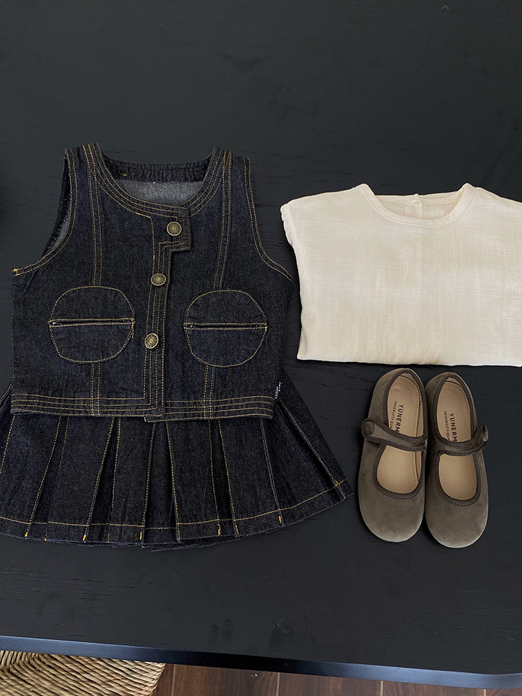 Camicia alla moda con gonna a pieghe in denim con tasche a girocollo e gonna a pieghe in denim autunno 2023 per bambini del nuovo autunno 2023_voghion.com